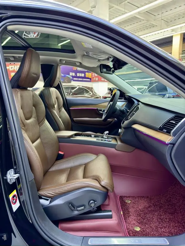 Volvo Volvo XC90 PHEV E-drive hybrid T8 Zhizun Edition 7-seater Country V