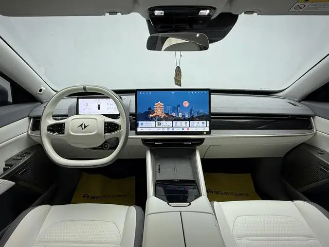 Dongfeng eπ eπ007 Pure electric 540 four-wheel drive Max version