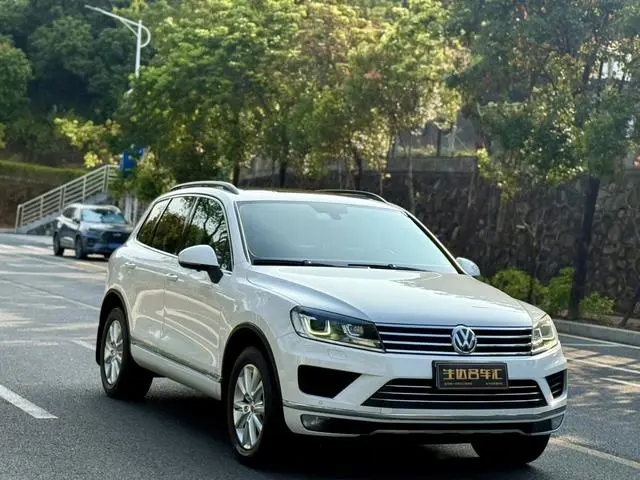 Volkswagen Touareg 3.0 TSI Yaoyue Edition