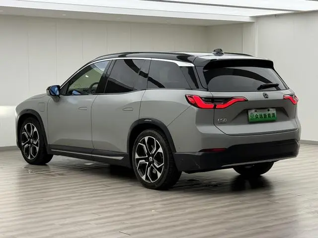NIO NIO ES8 Founding Edition