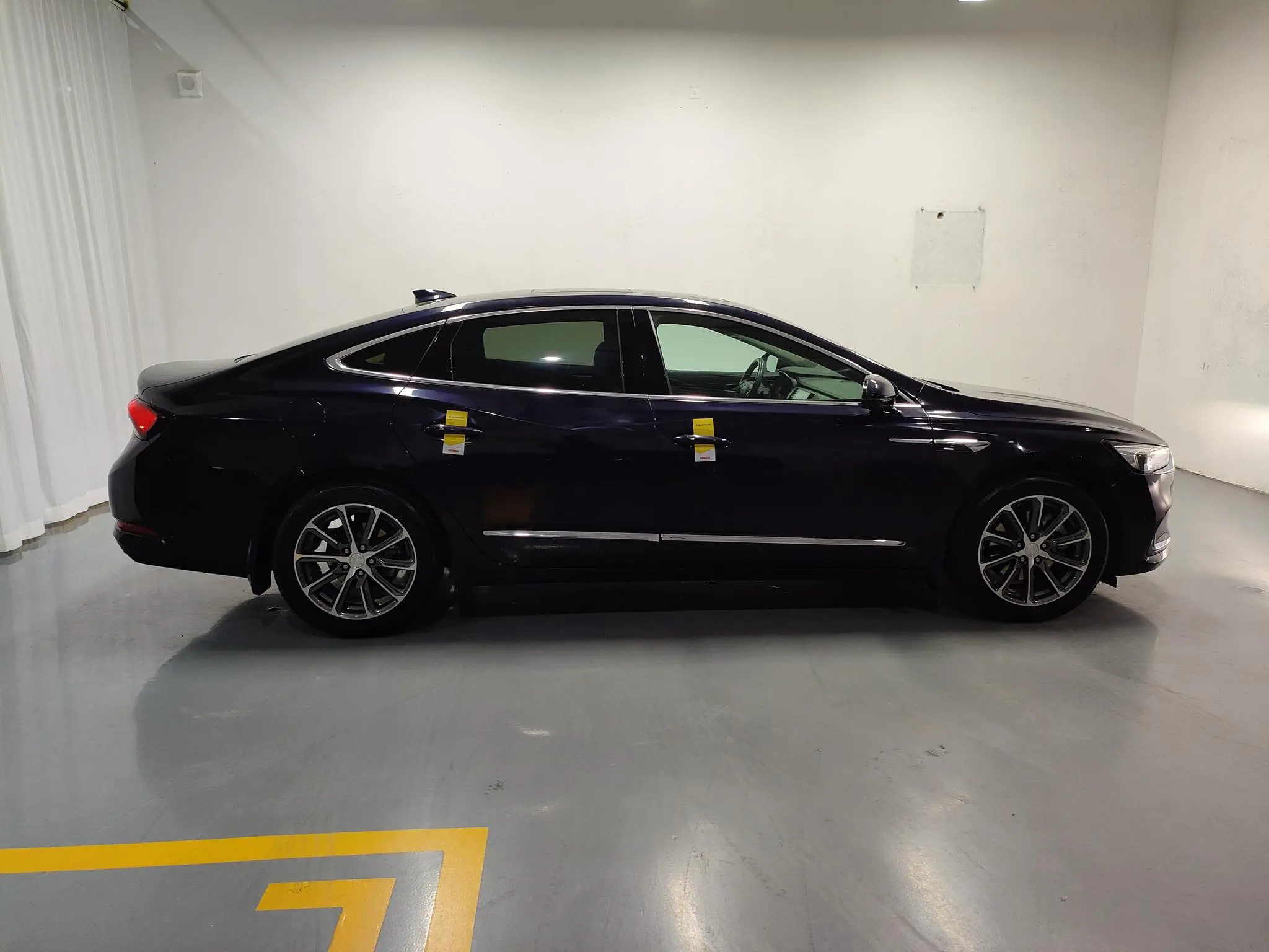 Buick Lacrosse 652T luxury