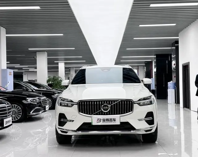 Volvo Volvo XC60 PHEV T8 four-wheel drive long battery life Zhiyuan Deluxe Edition