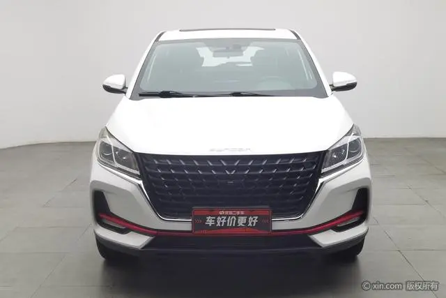 Dongfeng Fengguang Scenery 500 1.5L automatic exclusive type