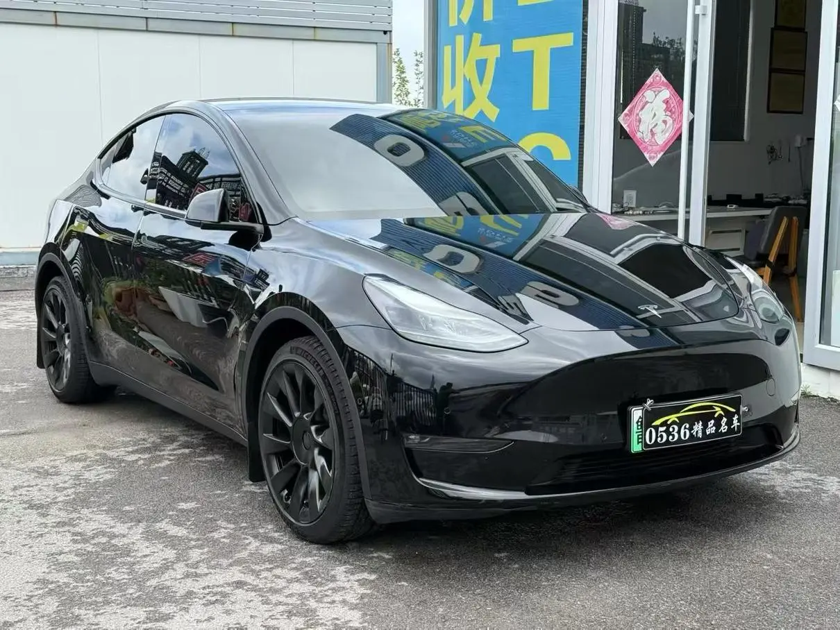 Tesla Model Y Long battery life all-wheel drive version