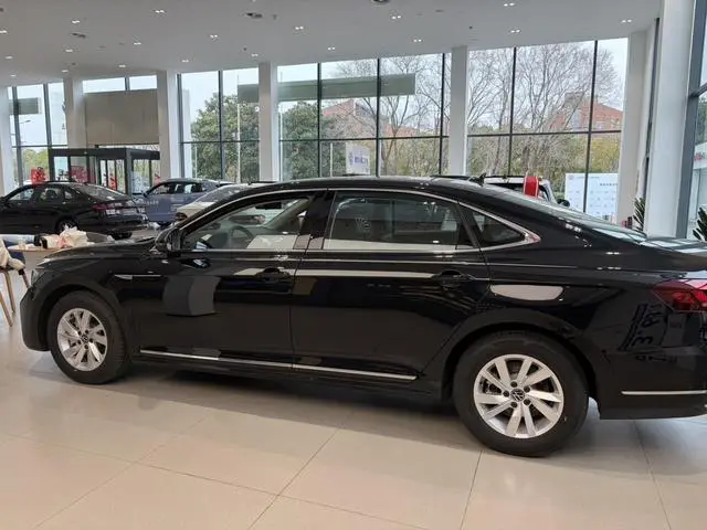 Volkswagen Passat PHEV 430PHEV Hybrid Business Edition