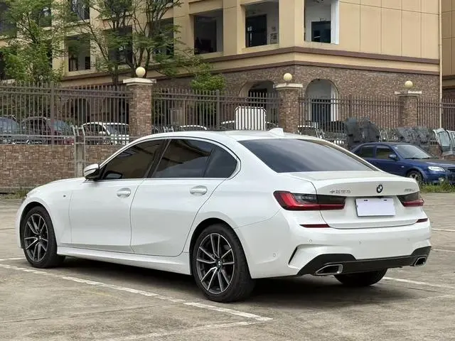 BMW BMW 3 Series 325Li M sports suit