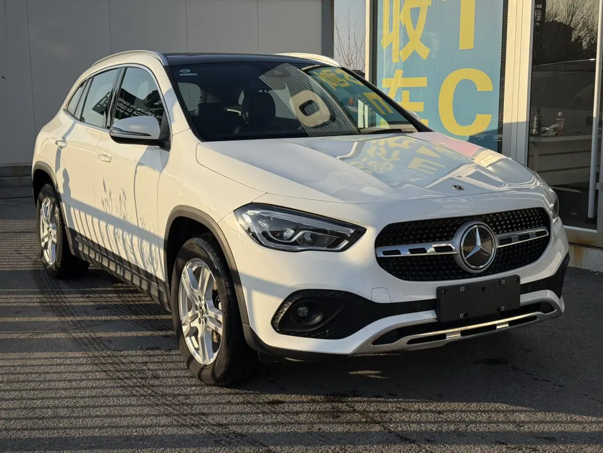 Mercedes-Benz Mercedes-Benz GLA Facelift GLA 200