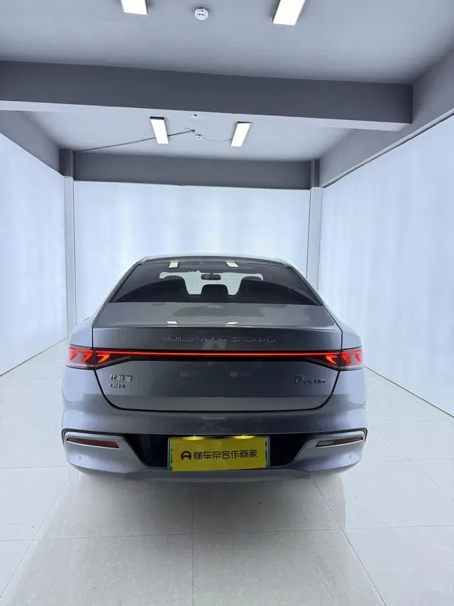 BYD Qin PLUS DM DM-i 55KM flagship type