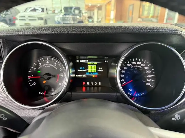 Ford Mustang 2.3T EcoBoost