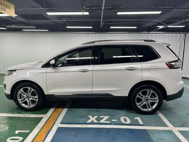 Ford Sharp World EcoBoost 245 two-wheel drive Hao Rui type 7-seater country V