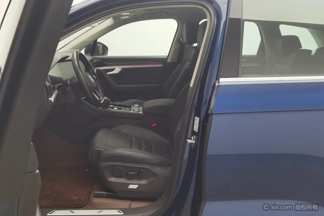Volkswagen Touareg 2.0 TSI Ruishang Edition