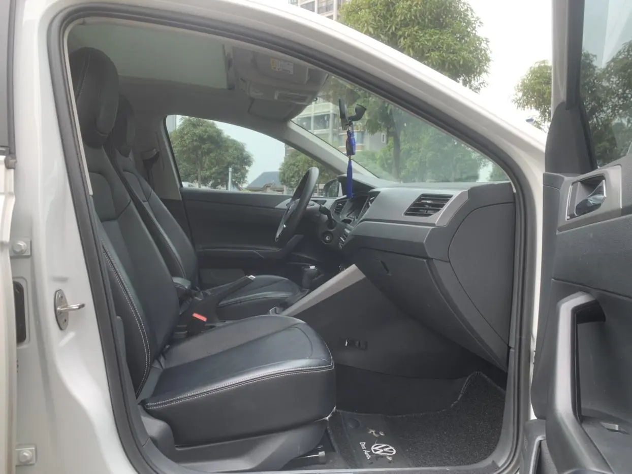 Volkswagen Polo Plus 1.5L automatic colorful technology version