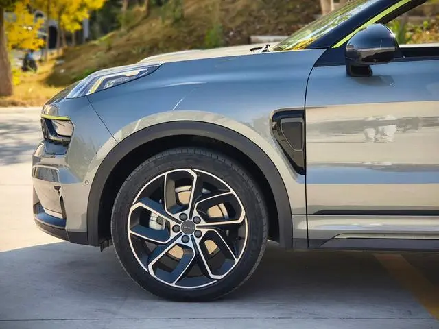 LYNK & CO Lynk 05 2.0TD two-wheel drive Halo