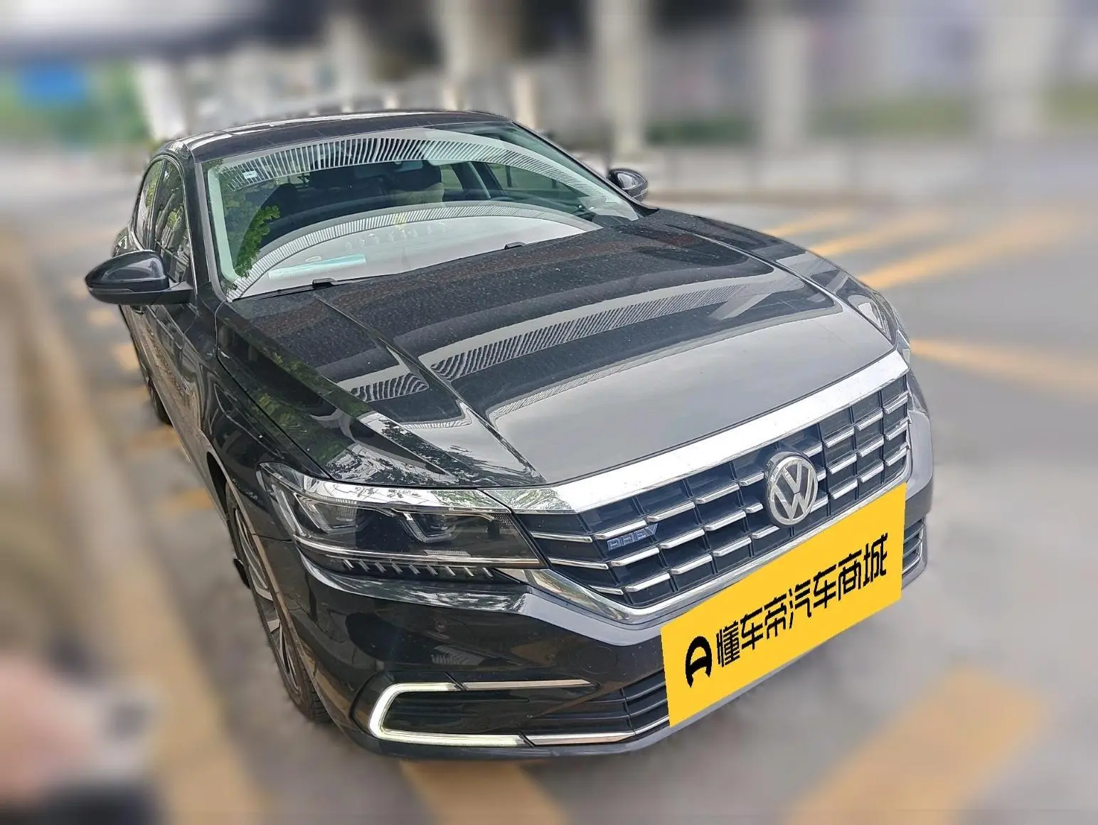 Volkswagen Passat PHEV 430PHEV Hybrid Deluxe Edition