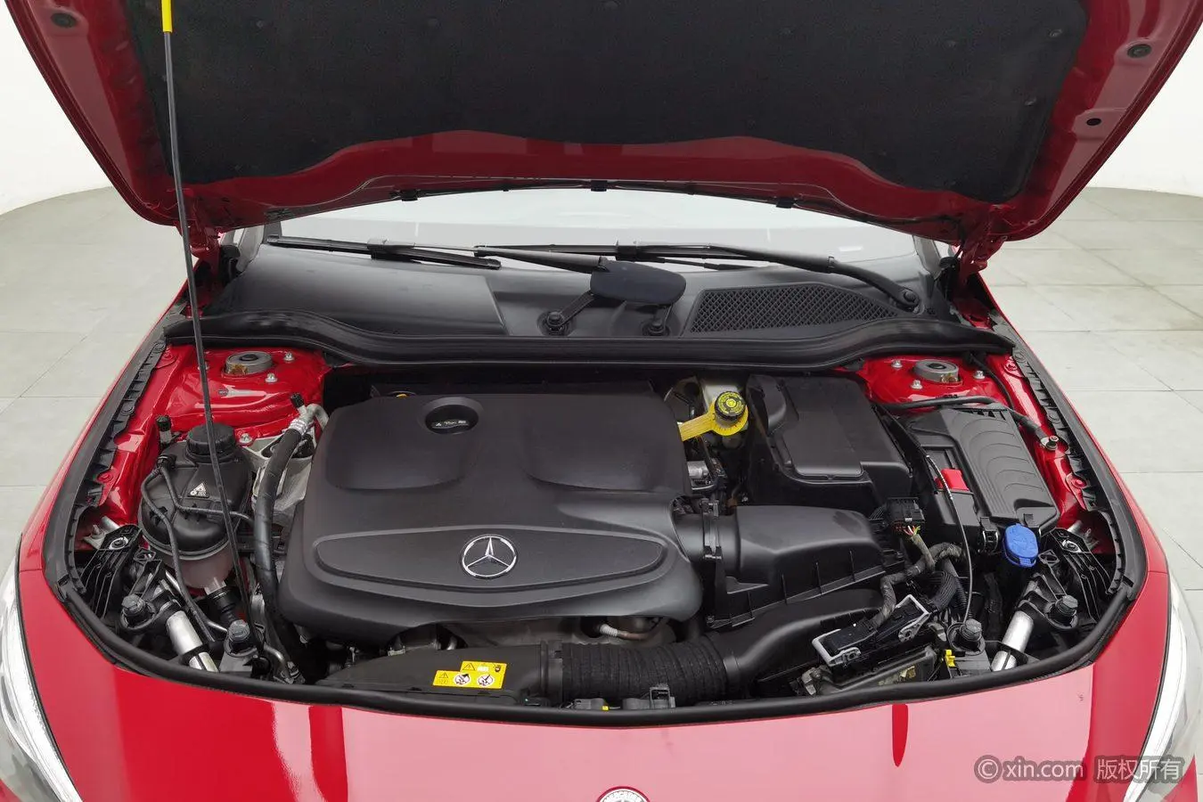 Mercedes-Benz Mercedes-Benz CLA CLA 220 4MATIC