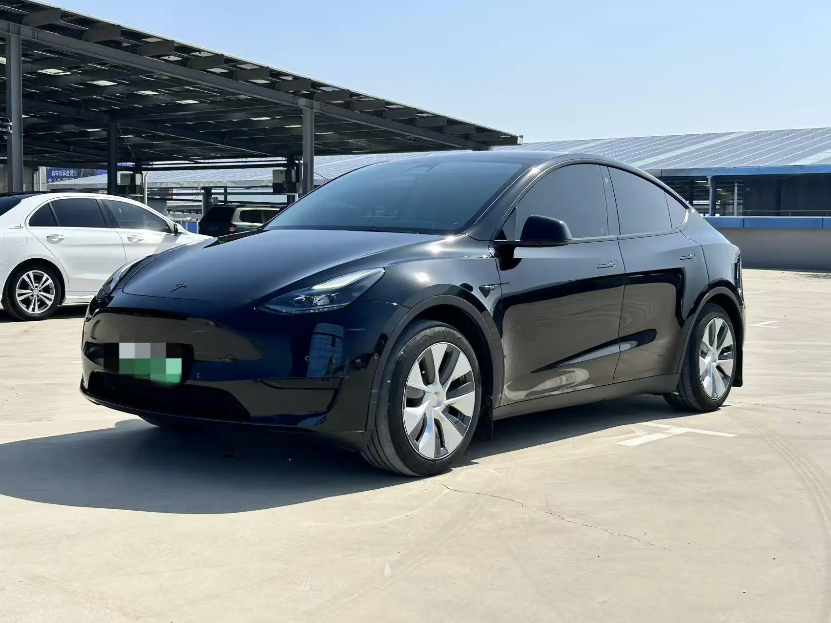 Tesla Model Y Facelifted rear-wheel drive version
