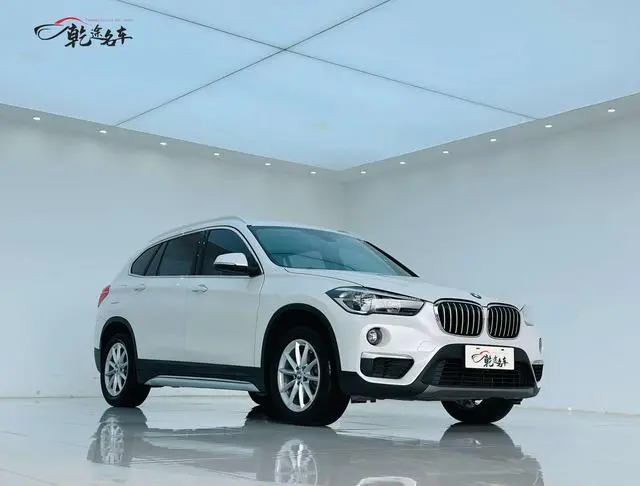 BMW BMW X1 sDrive18Li fashion type