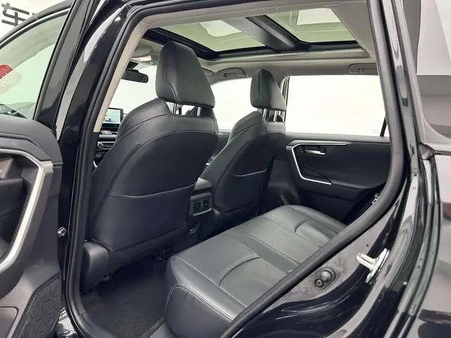 TOYOTA Wilanda 2.0L four-wheel drive Luxury PLUS edition