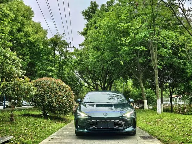 MG MG7 1.5T DCT to the United States Deluxe Edition