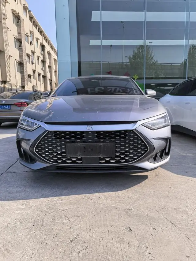 BYD Han DM DM-i Champion Edition 121KM Exclusive Type