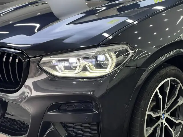 BMW BMW X4 xDrive25i M Sports Yao Ye Suit