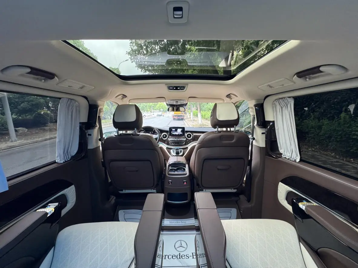 Mercedes-Benz Mercedes-Benz V-class V 260 Premium Edition Country VI
