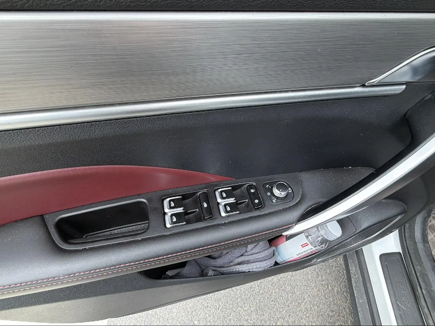 Geely Binyue PRO 260T DCT Knight