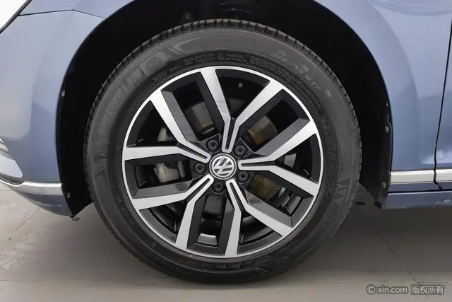 Volkswagen Wei Lan 380TSI two-wheel drive comfort version
