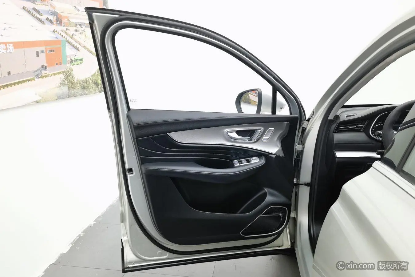 Roewe Roewe RX5 MAX 300TGI Automatic Smart Cockpit Deluxe Edition