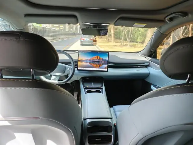 Shenlan Deepal Dark blue S05 510Ultra Pure Electric Version