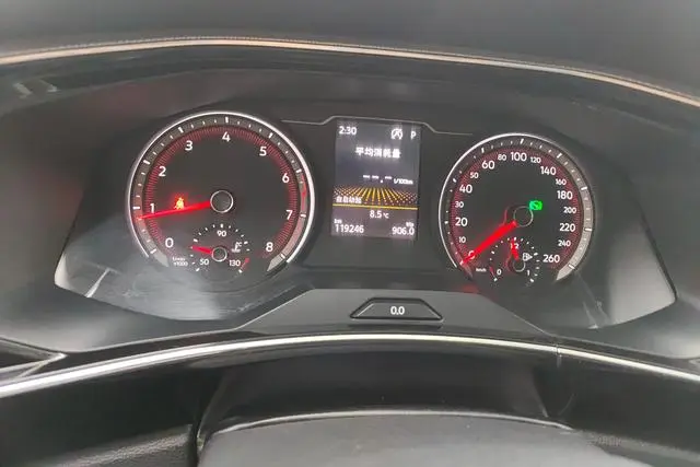 Volkswagen Tanyue 330TSI two-wheel drive luxury country V