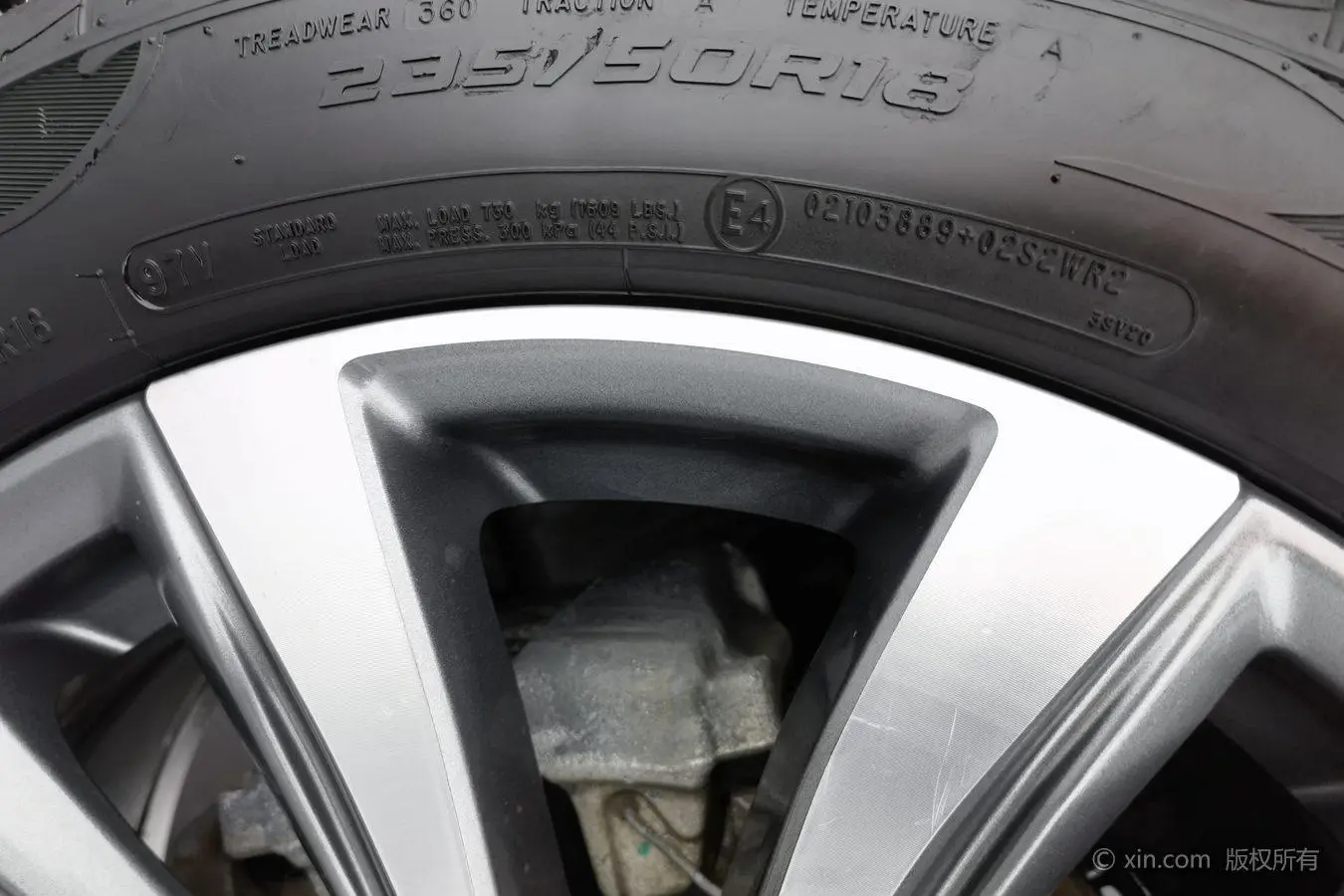 Roewe Roewe RX5 MAX 300TGI Automatic Smart Cockpit Deluxe Edition