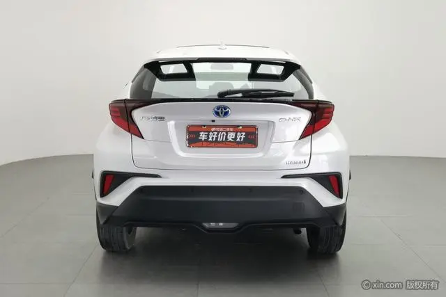 TOYOTA Toyota C-HR Dual engine 2.0L E-CVT Deluxe Edition