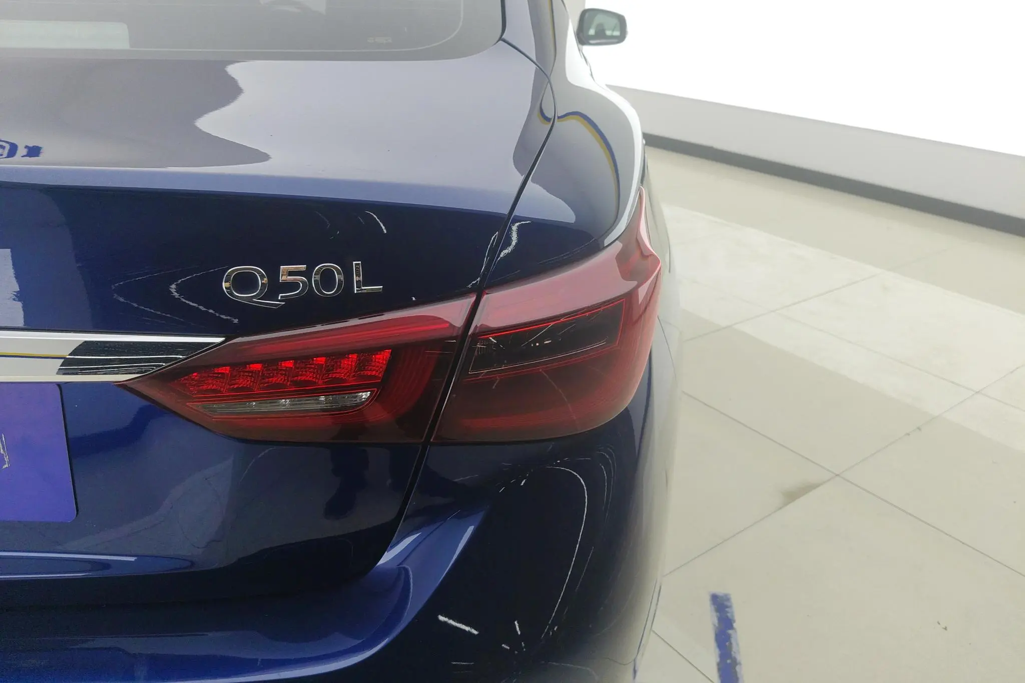 Infiniti Infiniti Q50L 2.0T Yixiang Edition Country VI