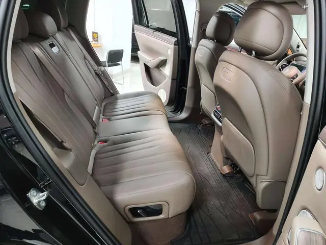 AITO Ask the world M7 Extended range Ultra five-seater four-wheel drive version