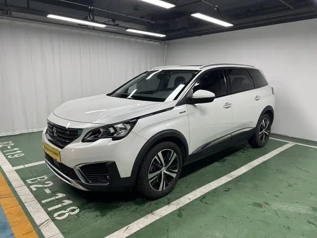 Peugeot Peugeot 5008 350THP 7-seater unbounded version
