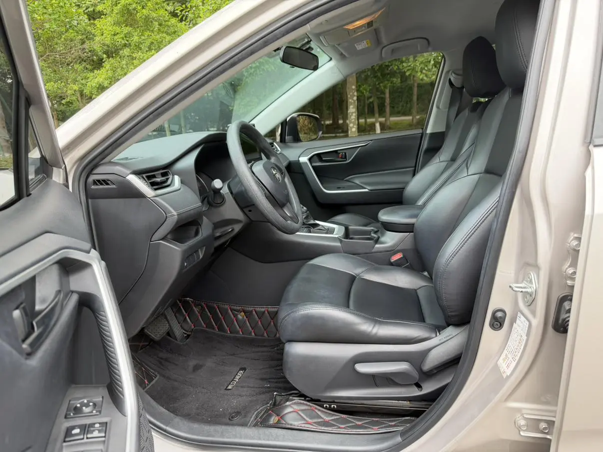 TOYOTA Wilanda 2.0L two-wheel drive leading version