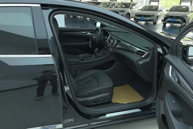 Buick Lacrosse 552T luxury