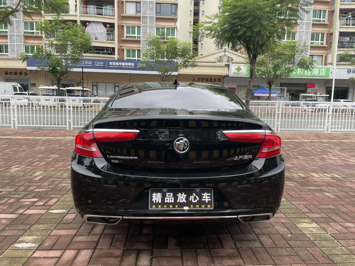 Buick Lacrosse 28T luxury
