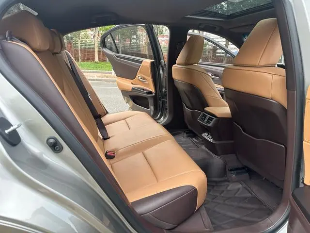 Lexus Lexus ES 200 Excellent Edition