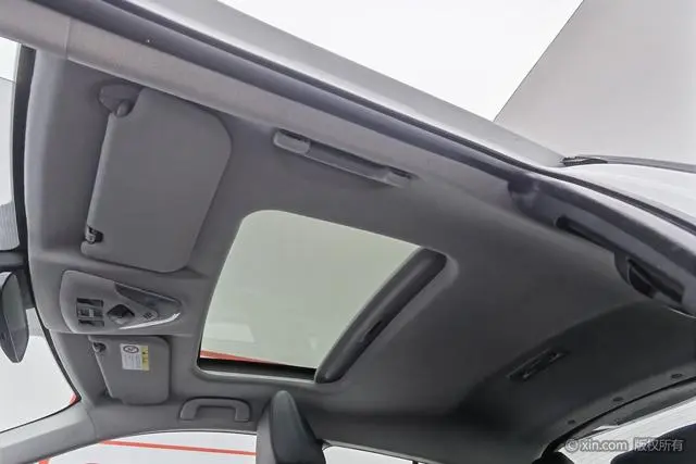 TOYOTA Toyota C-HR Dual engine 2.0L E-CVT Deluxe Edition