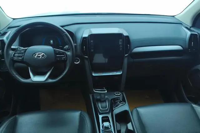 Hyundai Hyundai ix35 2.0L automatic two-wheel drive leading version GLS