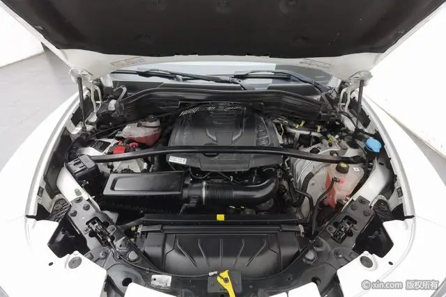 Alfa Romeo Stelvio 2.0T 200HP Elite Edition