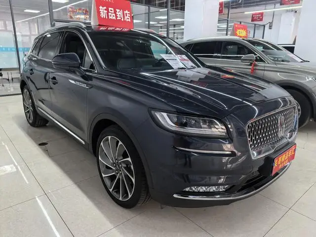 Lincoln Navigator 2.7T four-wheel drive Zunya Edition