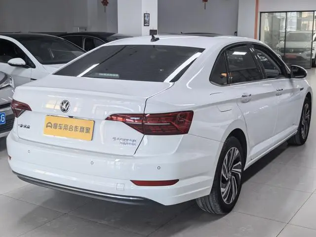 Volkswagen Sagitar 280TSI DSG Beyond Edition