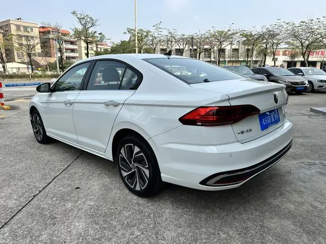 Volkswagen Bora 200TSI DSG Yuexing PRO Edition
