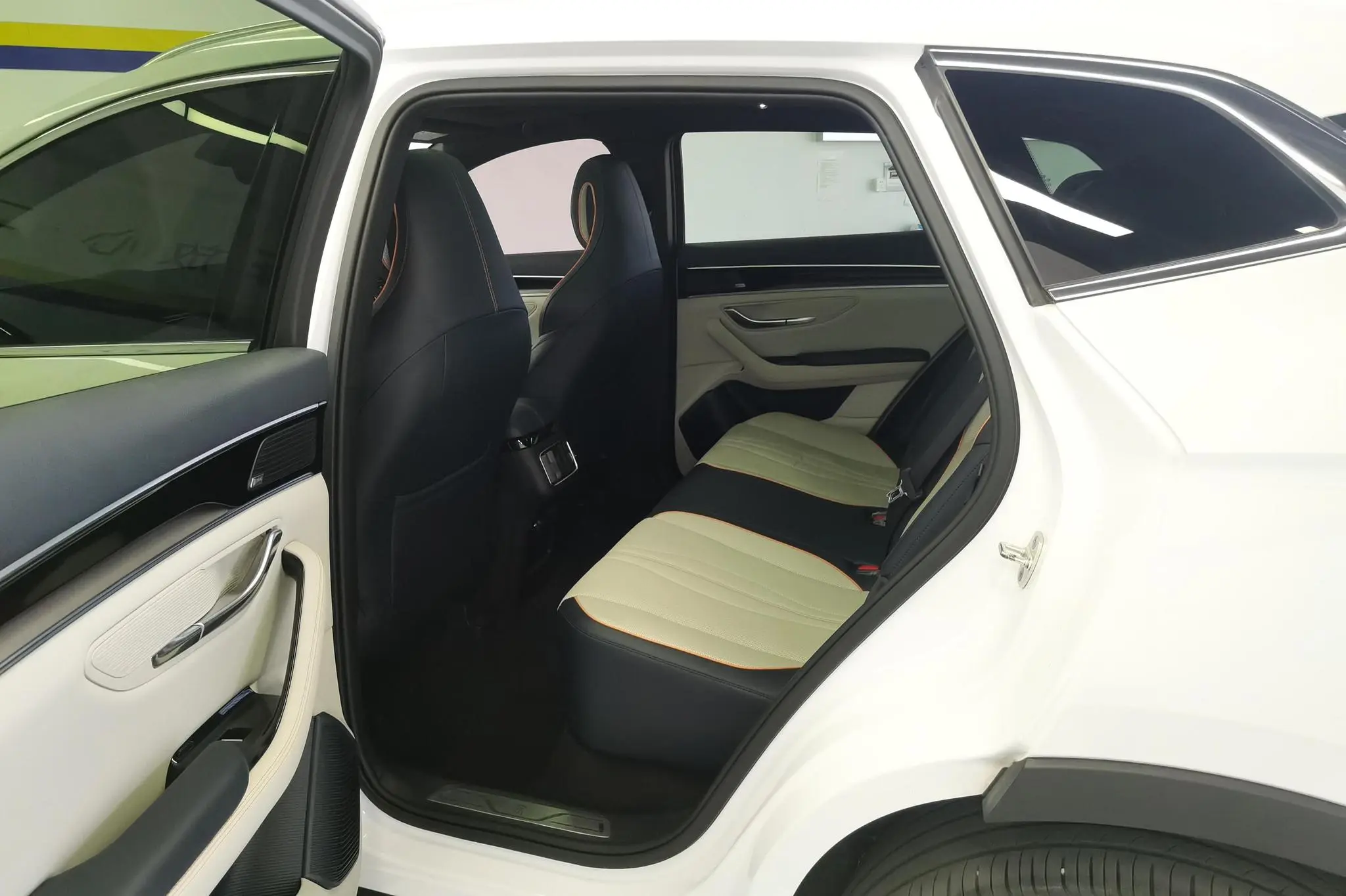 BYD Song PLUS DM DM-i 110KM two-wheel drive flagship PLUS