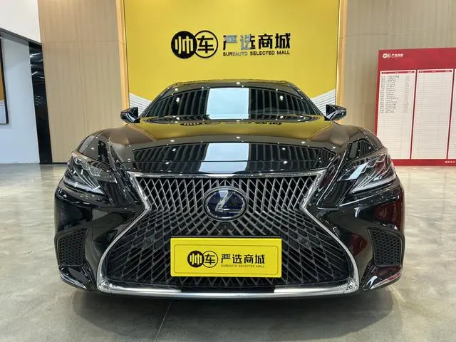 Lexus Lexus LS 500h Executive Edition Country VI