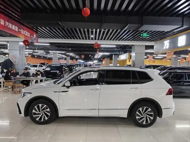 Volkswagen Tiguan L PHEV 430PHEV plug-in hybrid Ultimate Edition