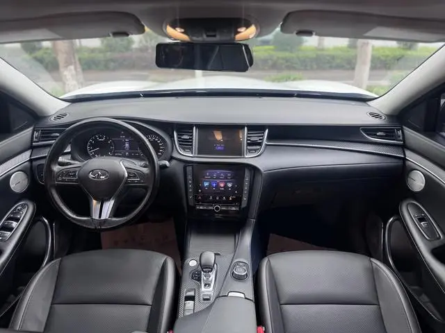 Infiniti Infiniti QX50 2.0T four-wheel drive smart version
